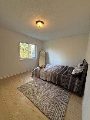 4 habitaciones, wifi y ropa de cama 