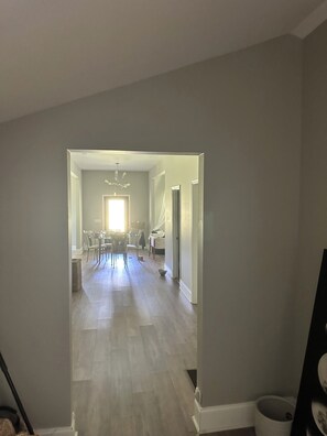 Interior - Terrific 4-bedroom house in charming West Point (West Point)
