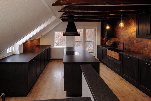 Crimson Autumn (JP) Suites