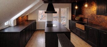 Crimson Autumn (JP) Suites