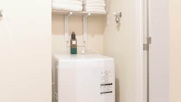 Apartment, Non Smoking | Bathroom