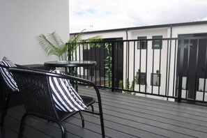 Outdoor dining - Christchurch Central City Lifestyle  (Christchurch)
