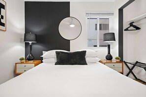 4 bedrooms, iron/ironing board, WiFi, bed sheets - Explore South Park from 2-Story Home Sleeps 8 (San Diego)