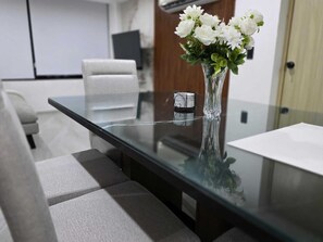 Dining - Bay front apartment with beautiful view, come relax and enjoy. (Acapulco de Juárez)