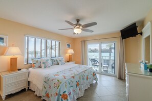 2 bedrooms, iron/ironing board, internet, bed sheets