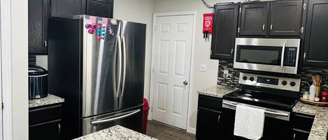 Microwave, oven, coffee/tea maker, electric kettle