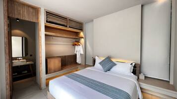 3 Bedroom Private Pool Villa | Tabla de planchar con plancha, wifi gratis, ropa de cama