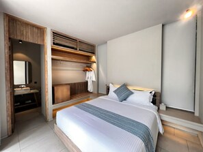 3 Bedroom Private Pool Villa | Bàn ủi/dụng cụ ủi quần áo, truy cập Internet không dây miễn phí 