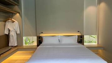 In-room safe, iron/ironing board, free WiFi