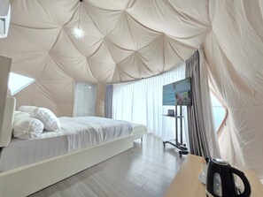 Luxury Tent, Mountain View | Desk, laptop workspace, free WiFi - Anemos Resort By Tamastu (Cijeruk)