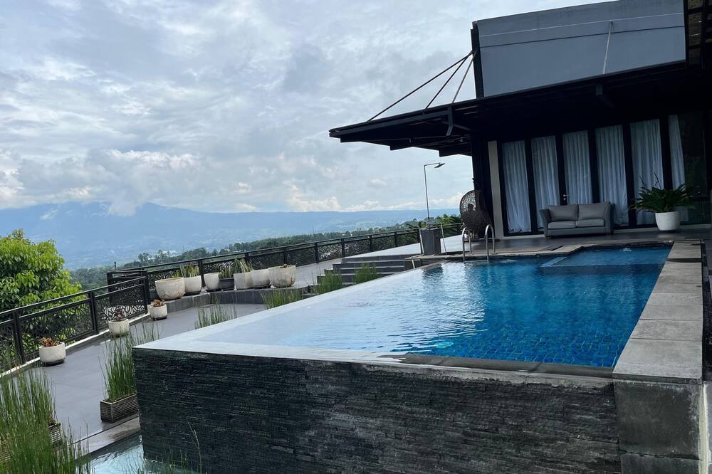 Anemos Resort By Tamastu