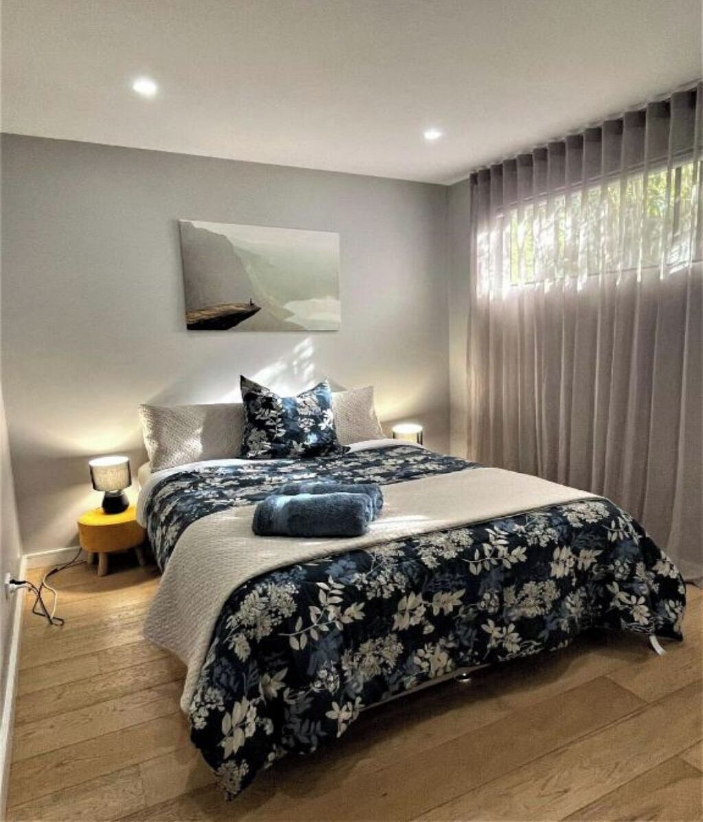 3 chambres, fer et planche à repasser, Wi-Fi gratuit