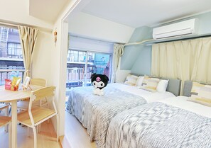 1 bedroom, iron/ironing board, free WiFi