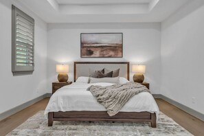 3 chambres, fer et planche à repasser, lit parapluie, Wi-Fi