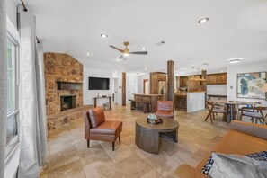 TV - The DOVI Collection | Woodland Serenity Retreat (Spring)