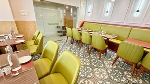 Restaurant - Hotel 7 N Sea Puri (Puri)