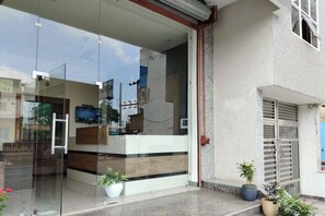 Pintu masuk interior