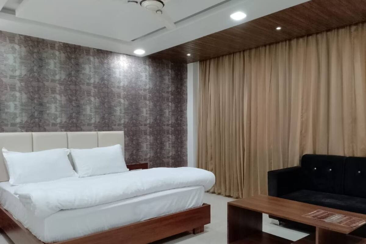 Superior Double Room | Desk, free WiFi