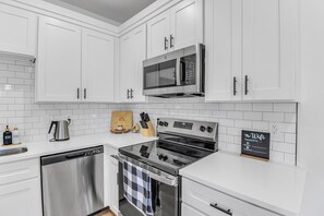 Private kitchen - 3-bedroom house in  Spartanburg (Spartanburg)