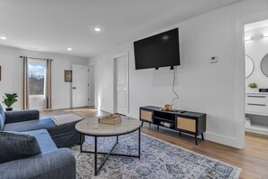 Living area - 3-bedroom house in  Spartanburg (Spartanburg)