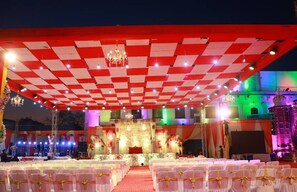 Espace banquet en plein air