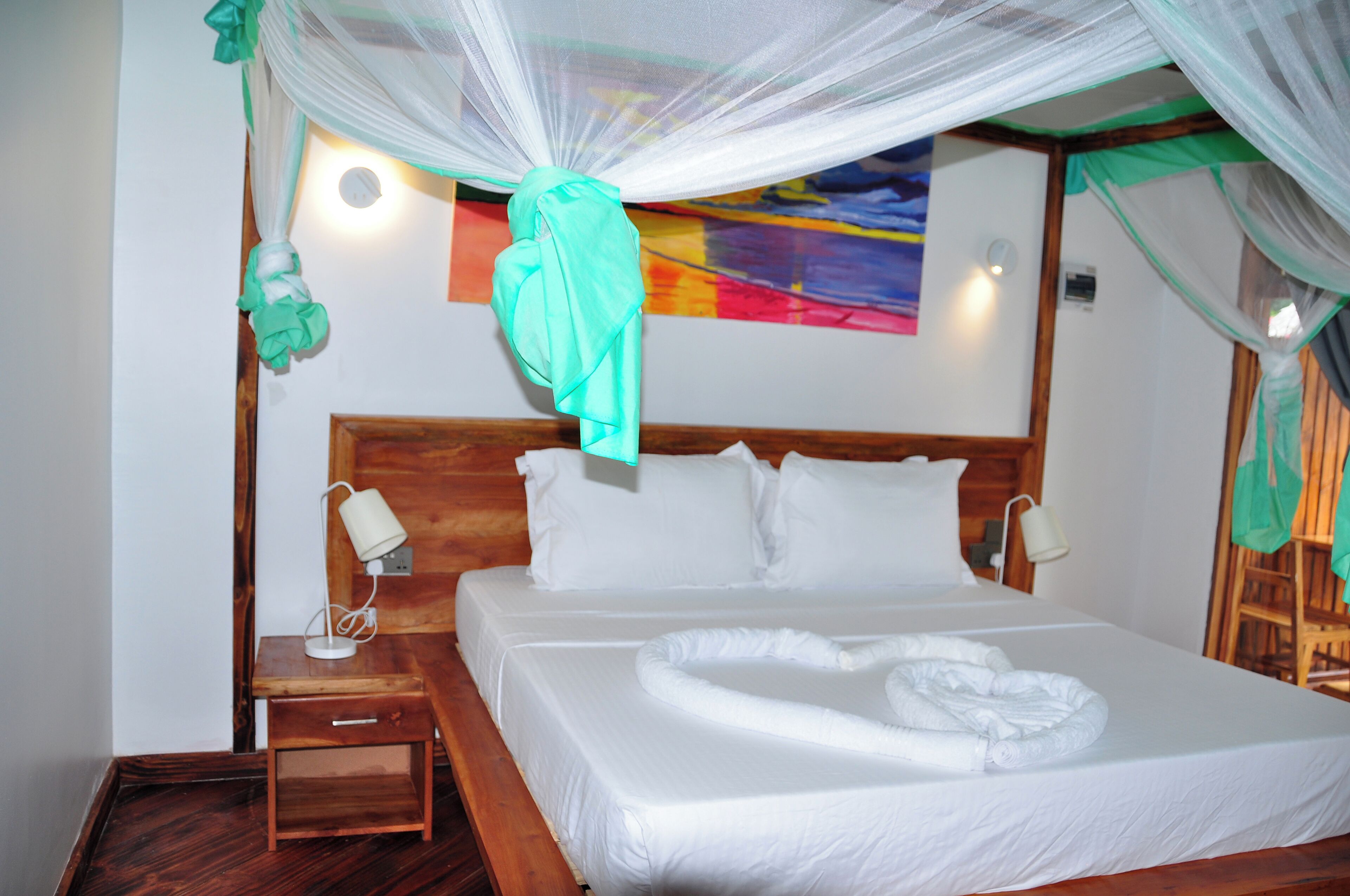 Double Room, Ocean View | Desk, free WiFi, bed sheets