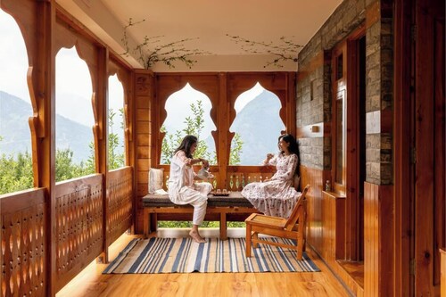 Huts And Hunters Cottage Manali