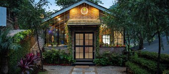 Granny's Den BY ELIVAAS