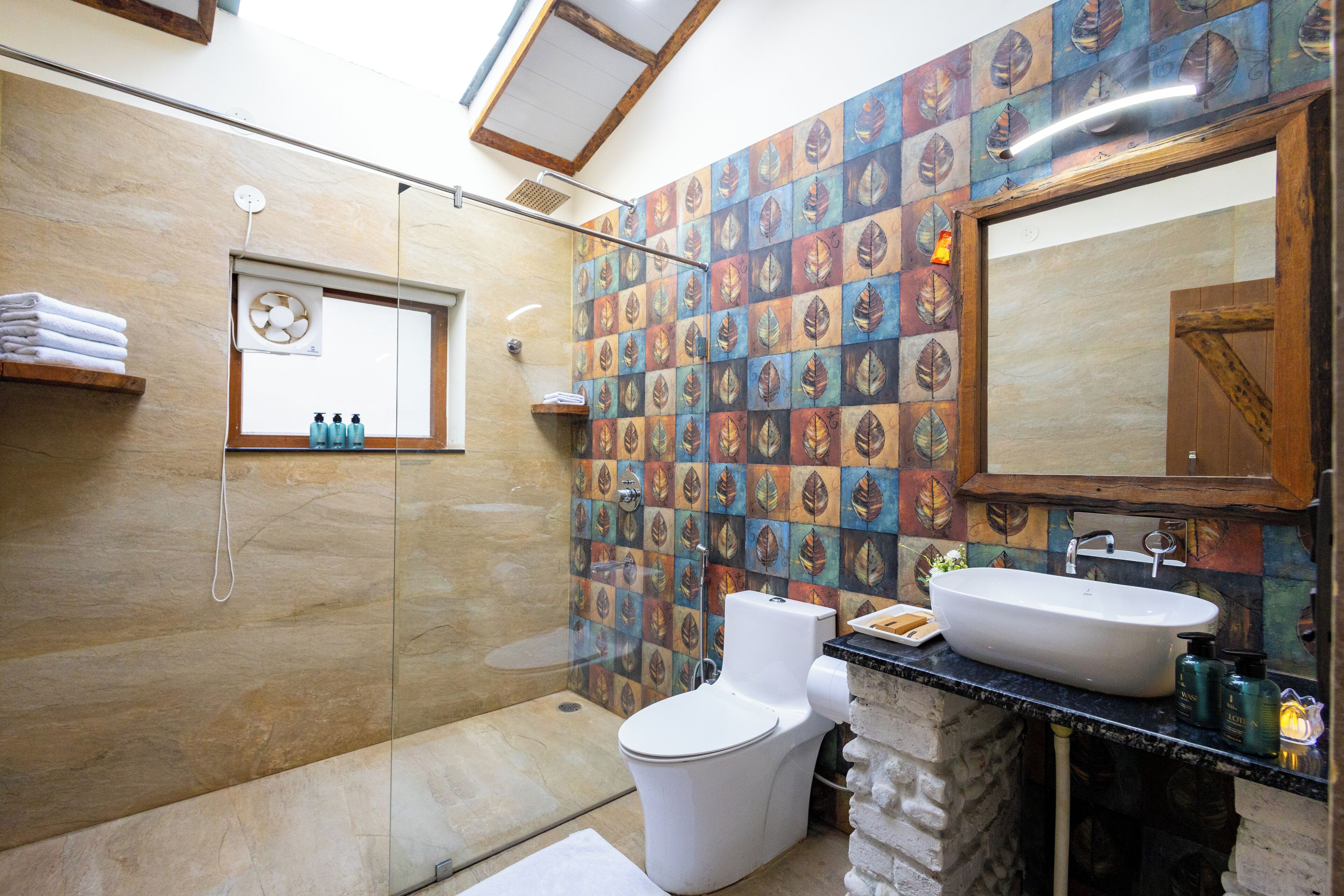 Deluxe Triple Room | Bathroom