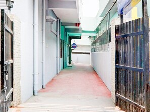 独立别墅 | 前台