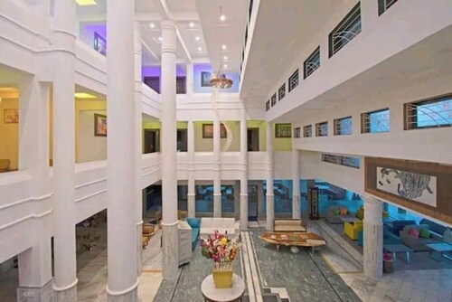Hotel Fountain Inn Mahad