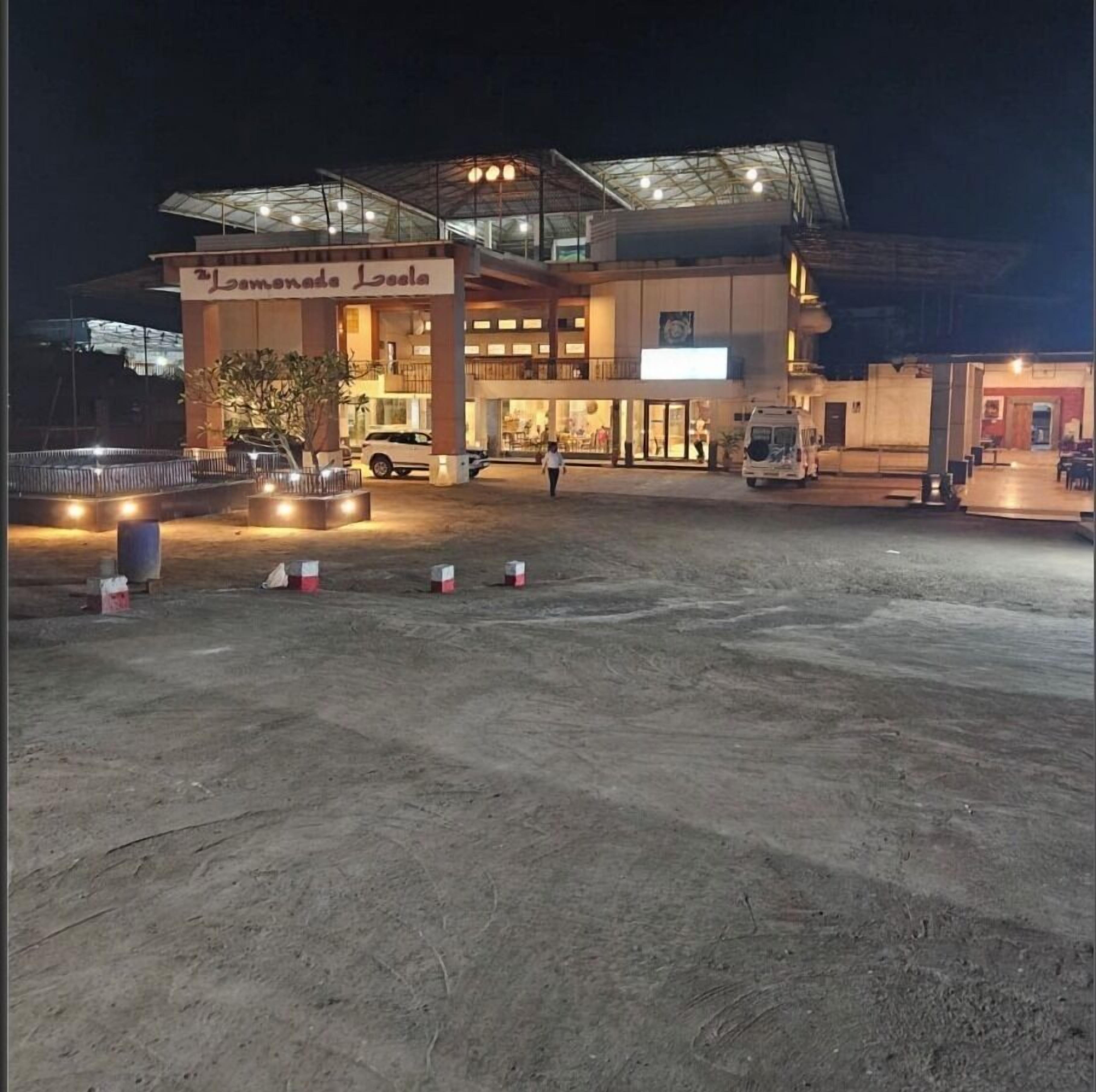 Facciata della struttura