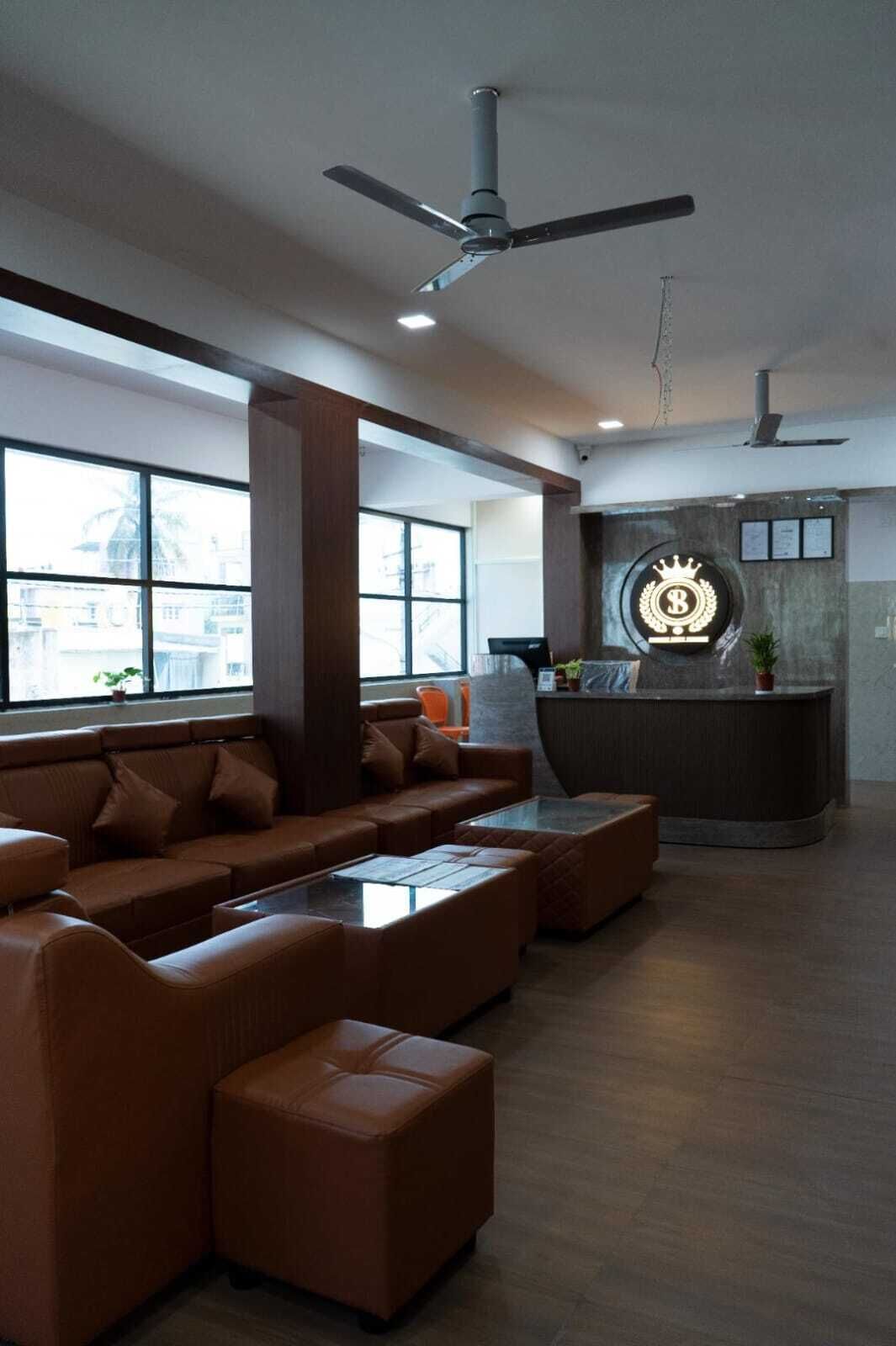 ฝ่ายต้อนรับ