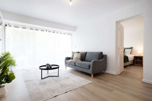 City Park View Apartment - Walk to CBD