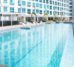 Pool - Executive Apartment on Balboa Avenue (Panamá)