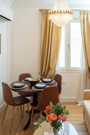 Deluxe Suite, Balcony, City View | Living area | Smart TV - Athens Plaka Acropolis Suites (Athens)