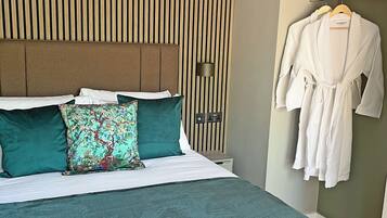 2 bedrooms
