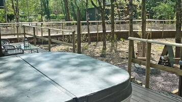 Outdoor spabad