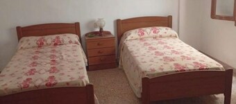 Excellent apartment within walking distance of downtown and hospital