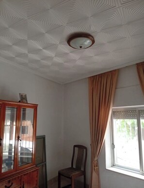 Interior - Excellent apartment within walking distance of downtown and hospital (Santa Rosa)