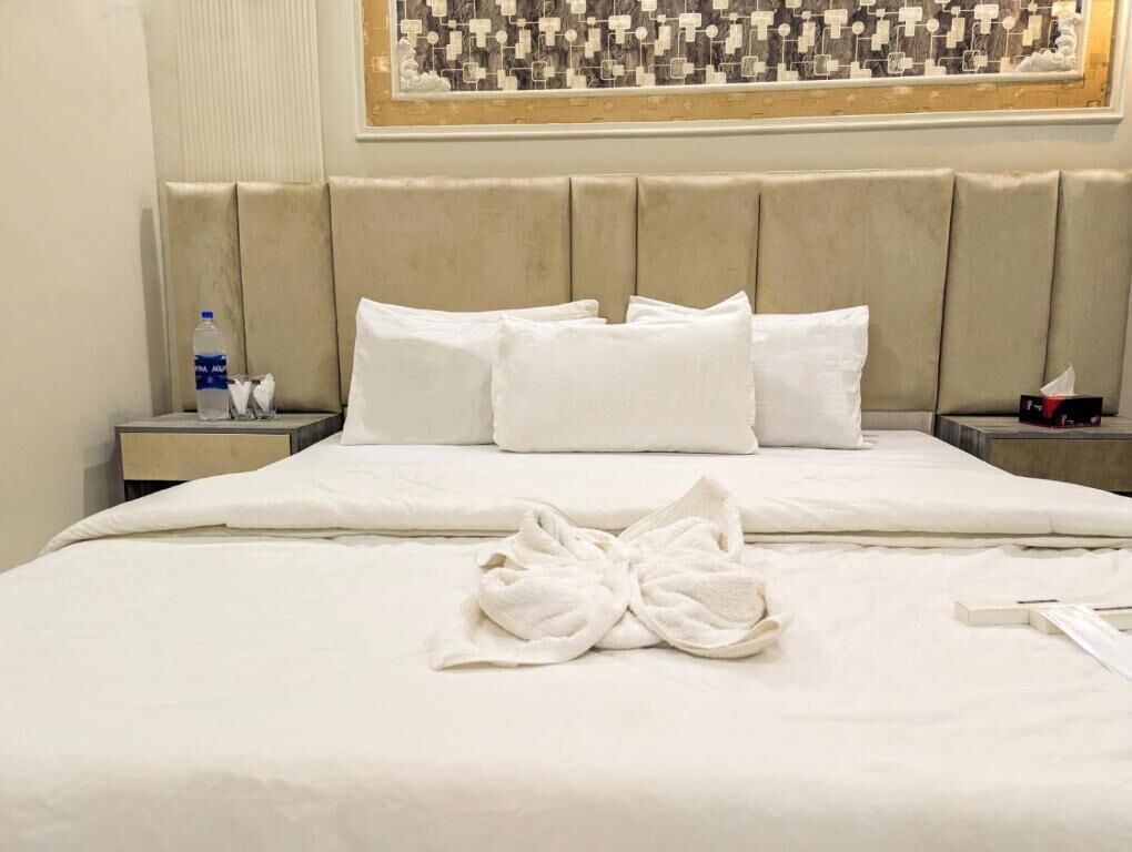 Deluxe Double Room, City View