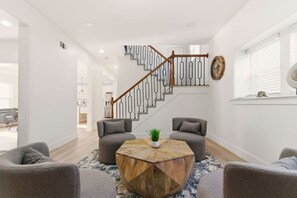 Interior - NEW! Modern, updated, gated & Secure. (Kansas City)