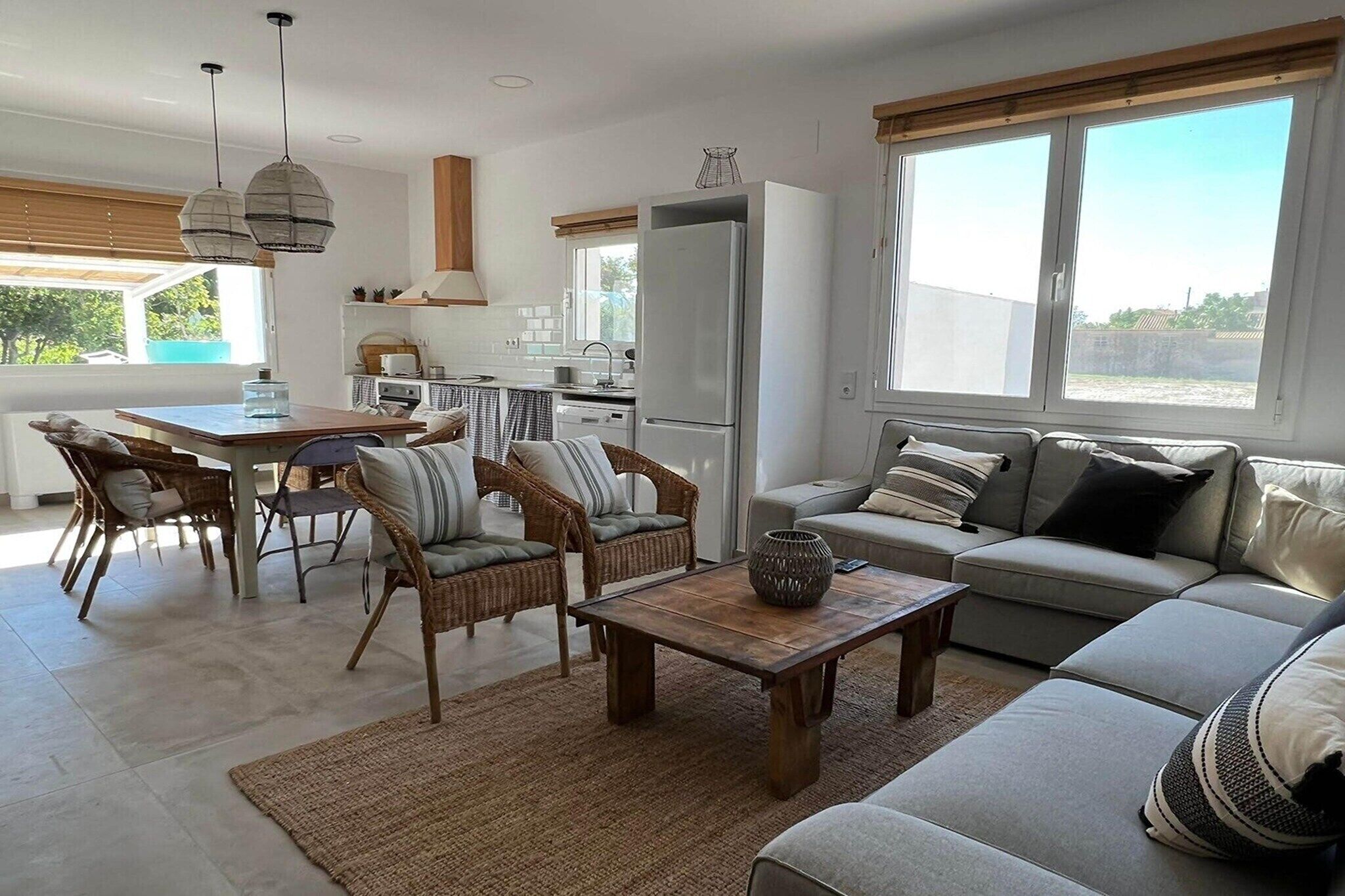 智能电视、壁炉