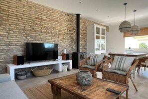 Smart TV, fireplace - Mas Midó century-old farmhouse in Deltebre (Sant Jaume d'Enveja)