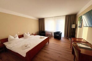 1 bedroom, desk, free WiFi