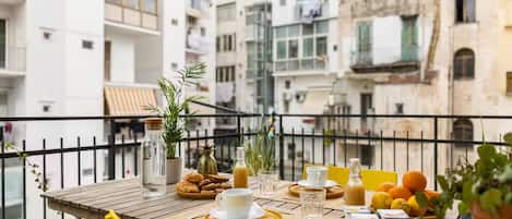 Chambre Supérieure, balcon | Wi-Fi gratuit