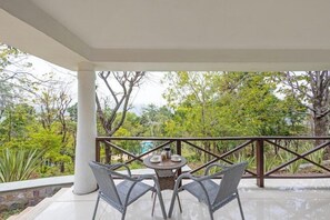 Kamar Single, balkon, pemandangan lembah | Pemandangan taman