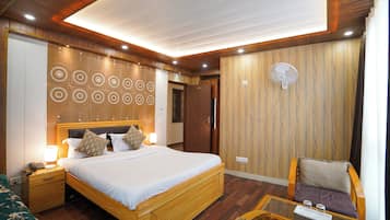 ๋ฌด๋ฃ ์ ์ ์ธํฐ๋ท