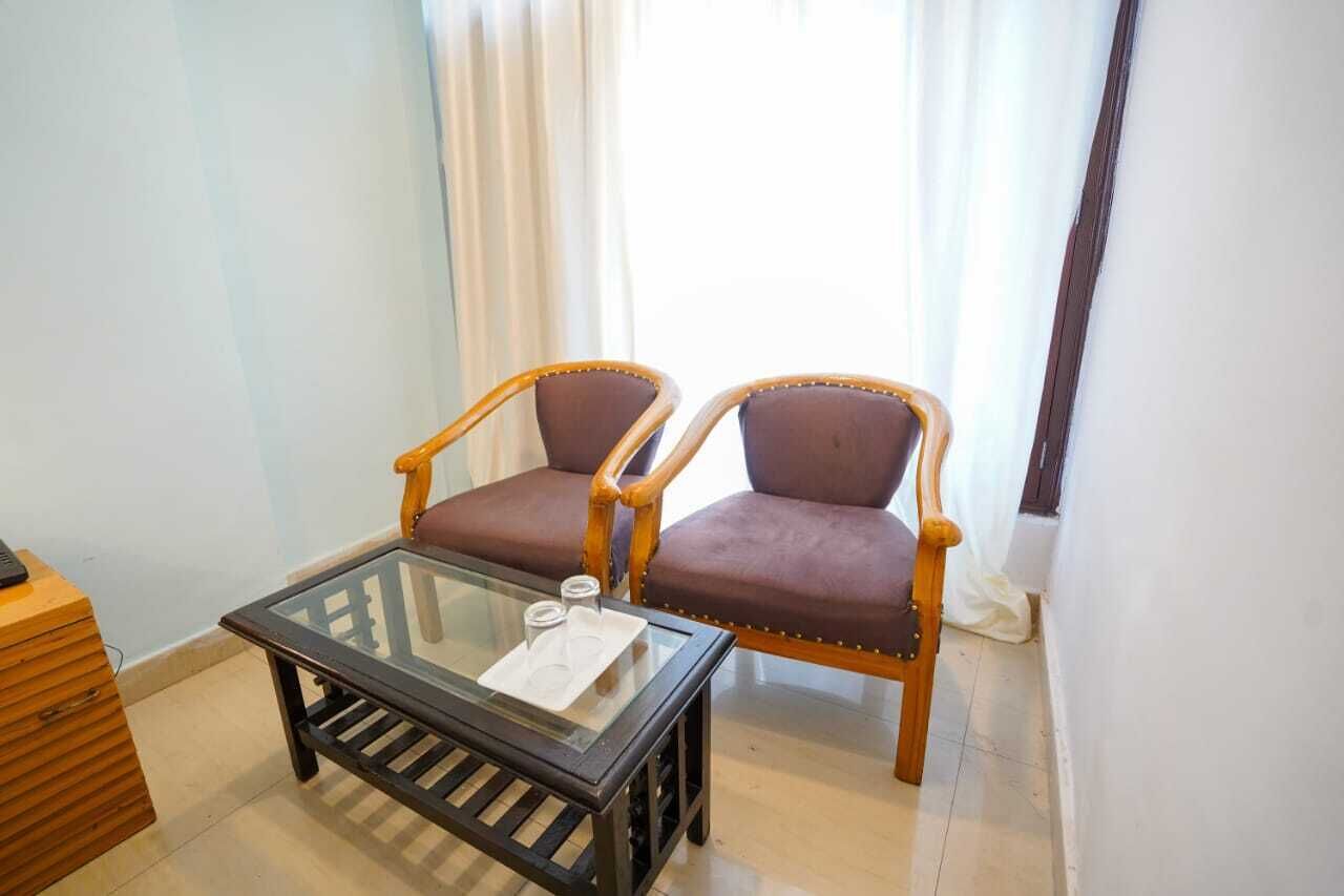 Basic Room | Living area