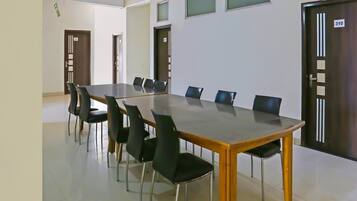 House | Dining